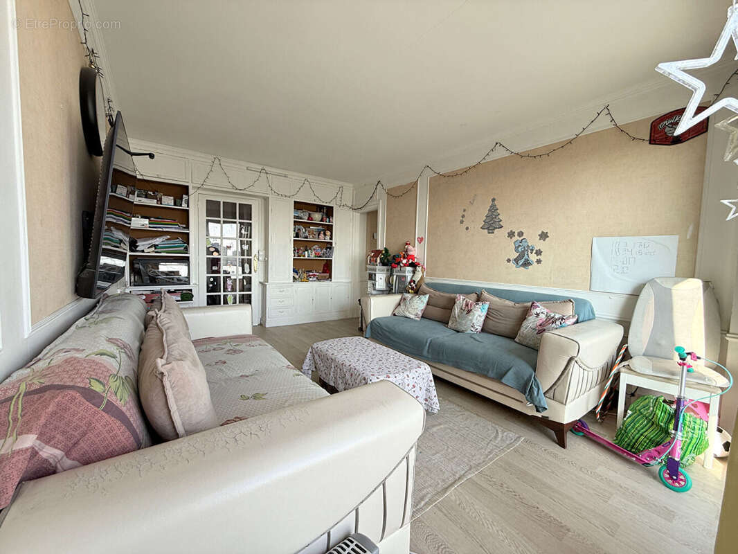 Appartement à RIS-ORANGIS