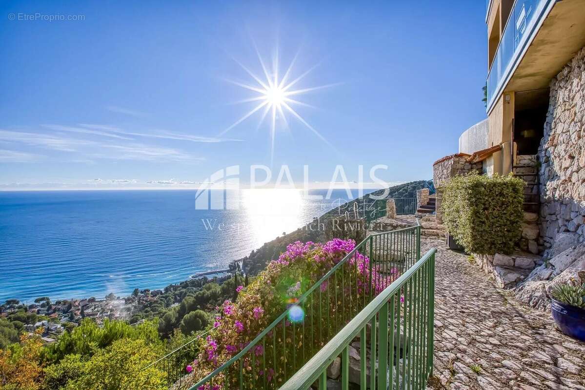 Maison à EZE