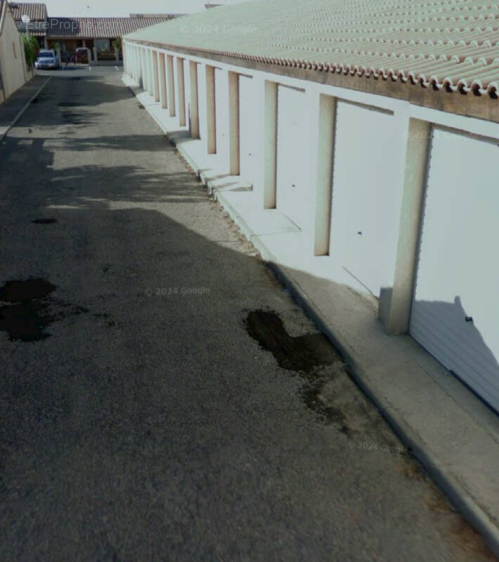 Parking à PORT-LA-NOUVELLE