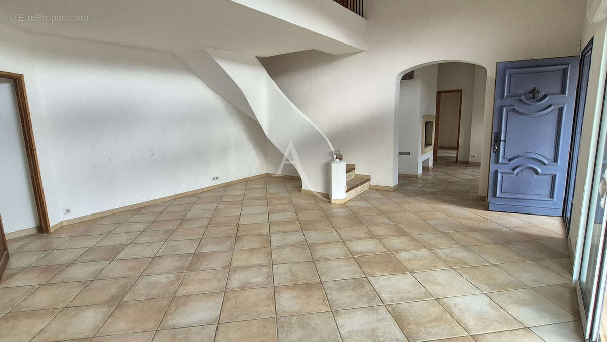 Maison à BIZE-MINERVOIS