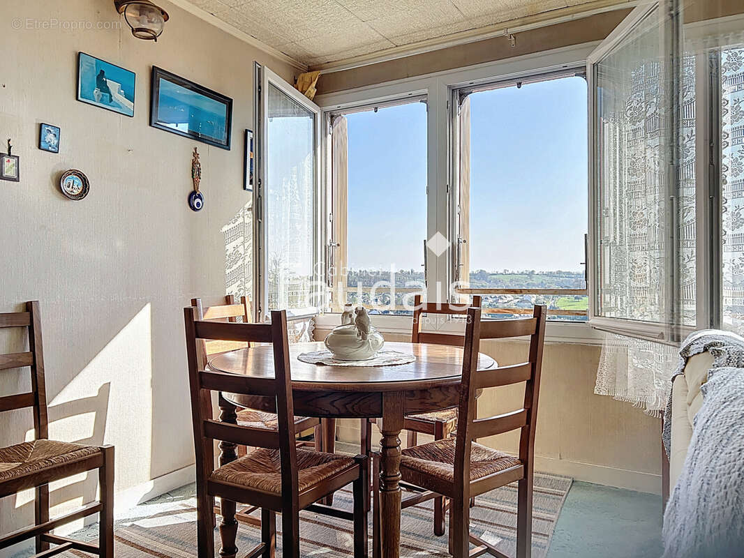 Appartement à COUTANCES
