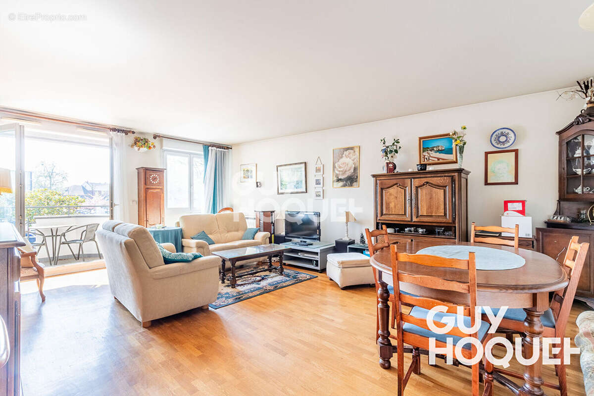 Appartement à JUVISY-SUR-ORGE