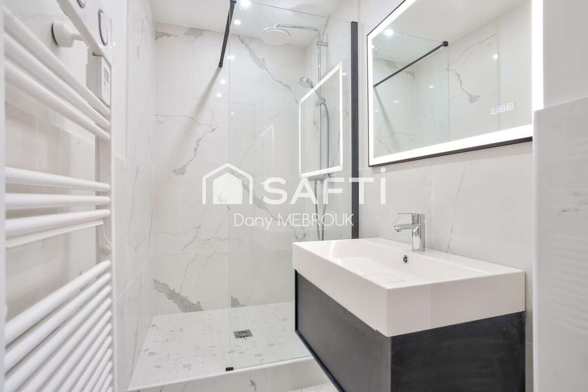 Photo 8 - Appartement à PARIS-16E