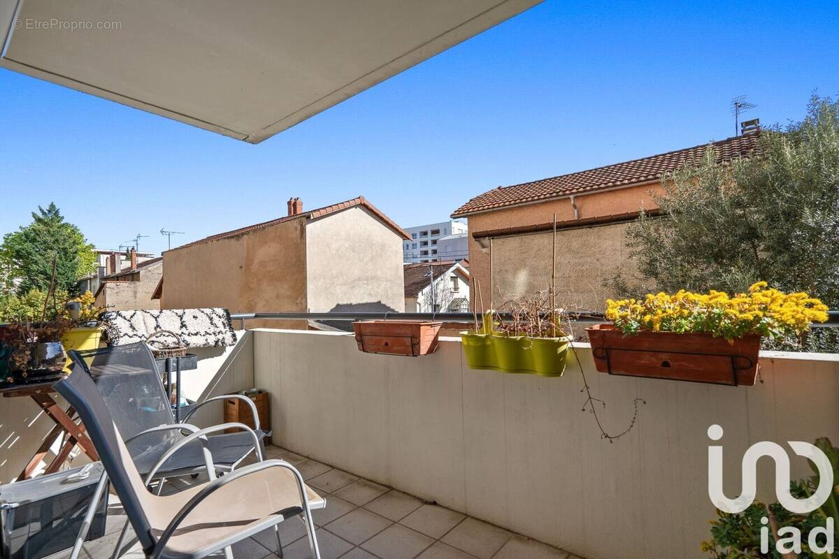 Photo 1 - Appartement à LYON-8E