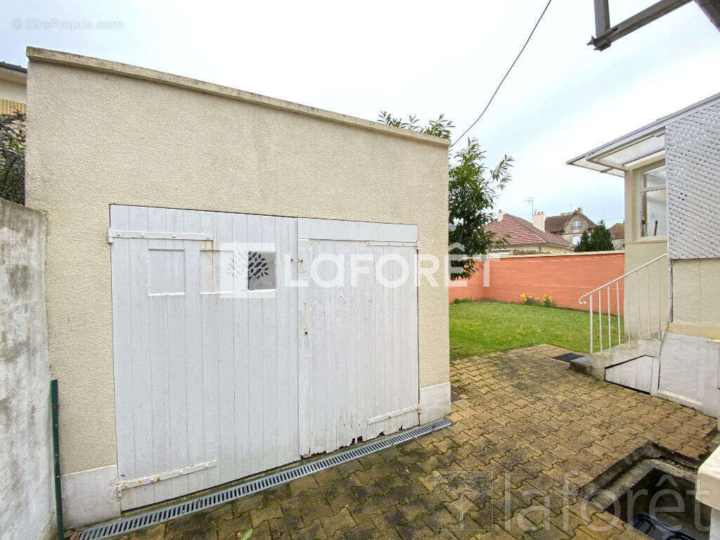 Maison à OUISTREHAM