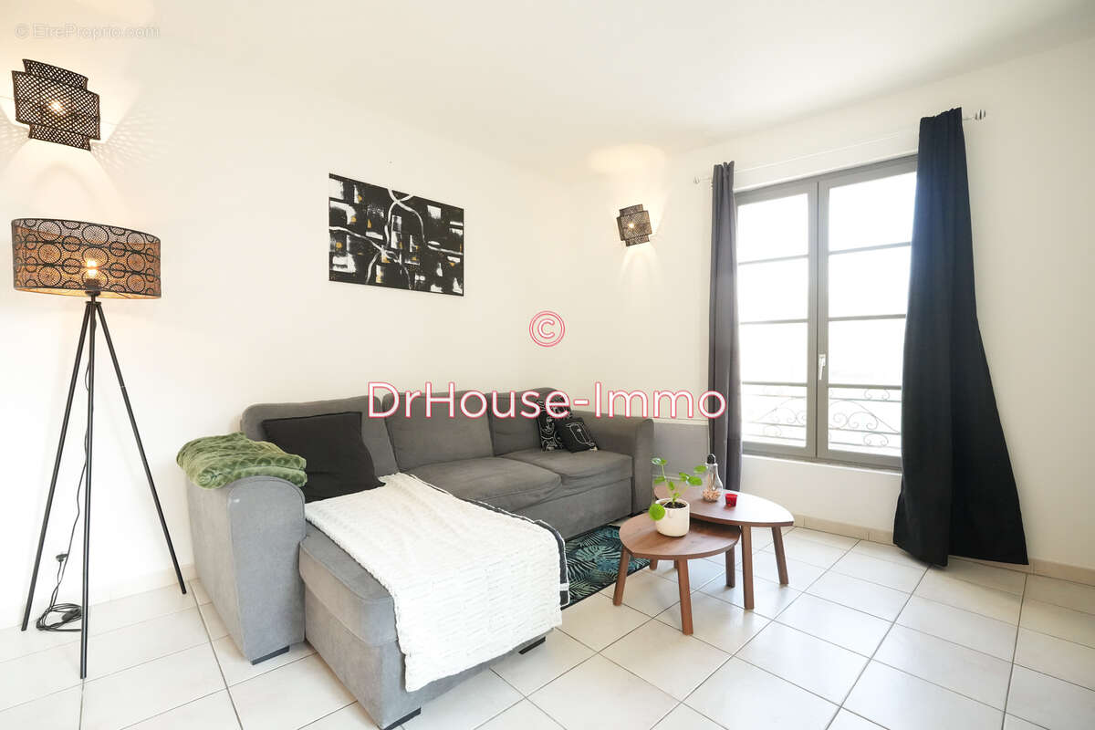 Appartement à UZES