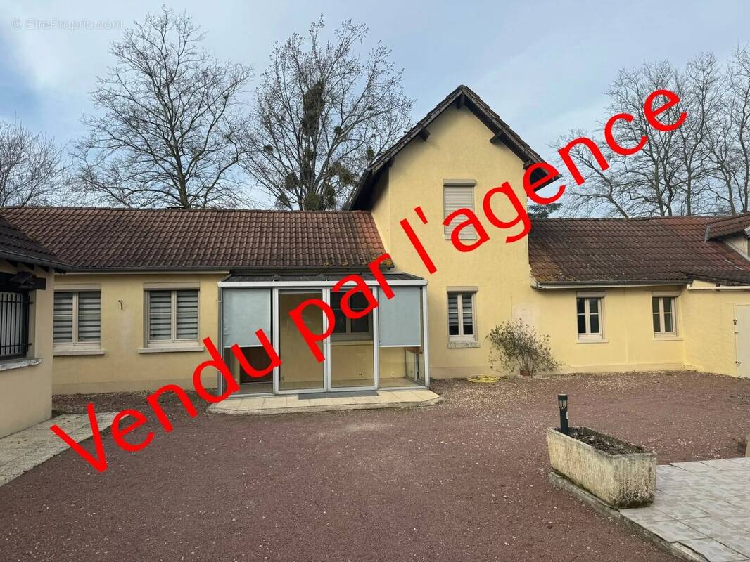 Maison à LAMOTTE-BEUVRON