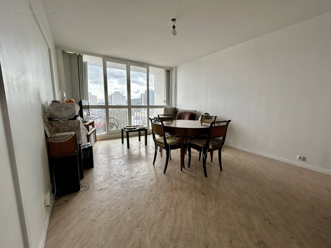 Appartement à MONTIGNY-LES-CORMEILLES