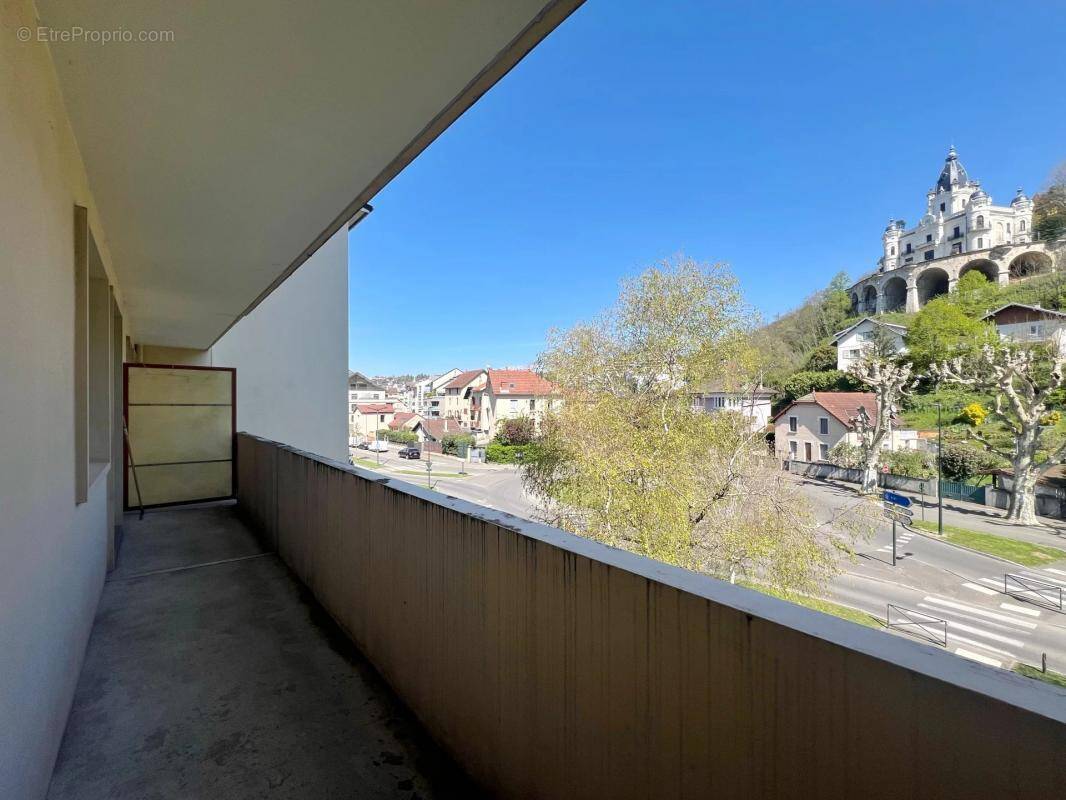 Appartement à AIX-LES-BAINS
