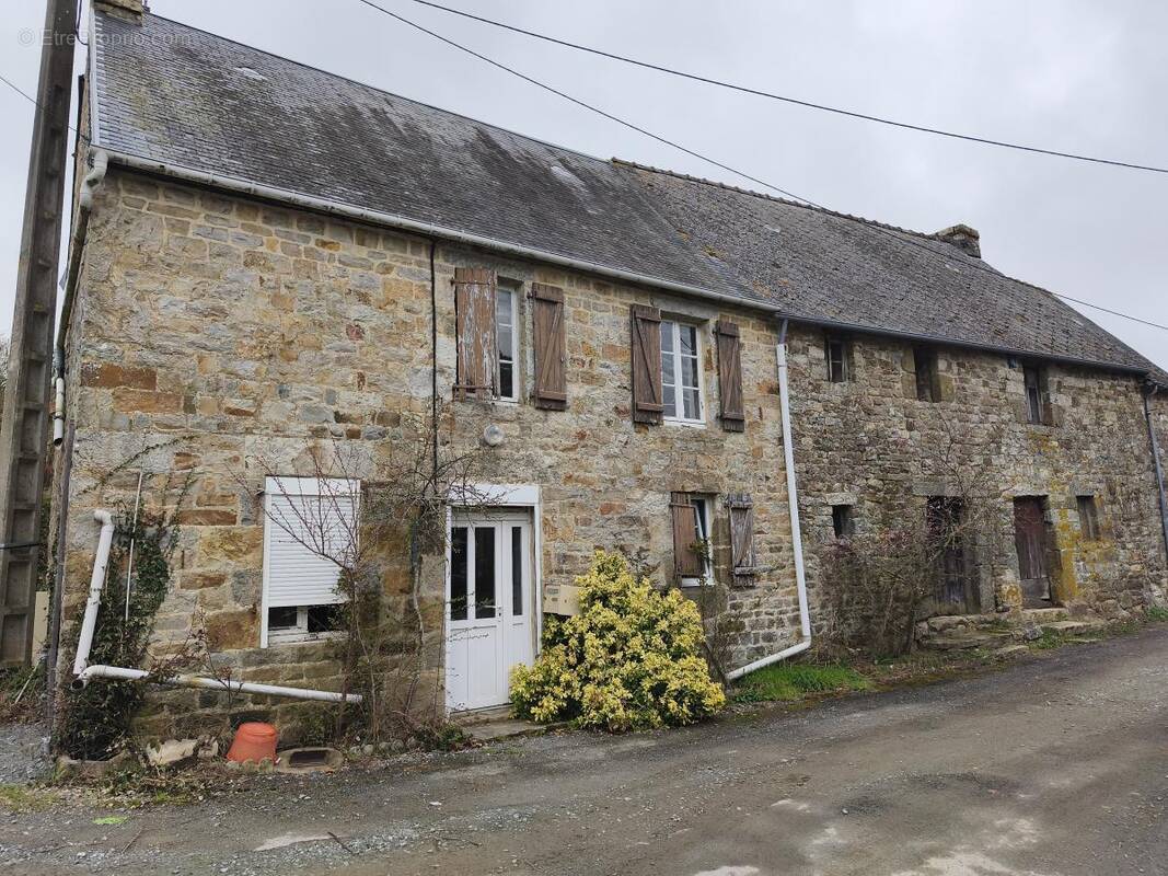 Maison à CHAMPSECRET