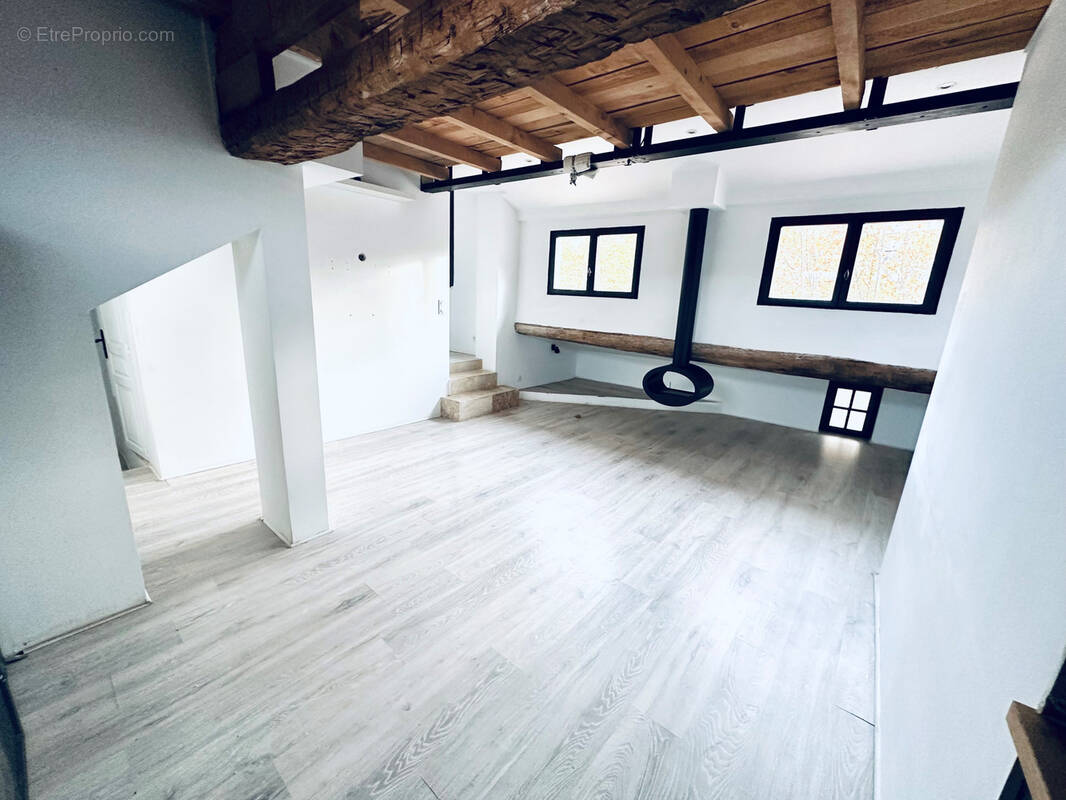 Appartement à AIX-EN-PROVENCE