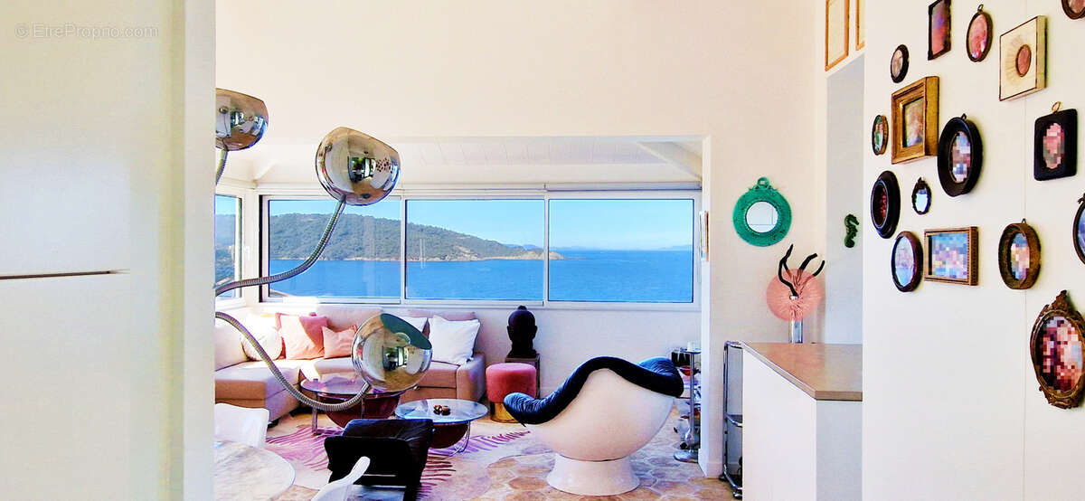 Maison à HYERES
