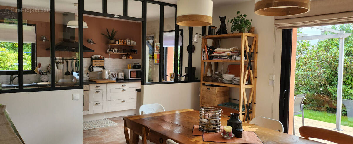 Maison à LE RELECQ-KERHUON