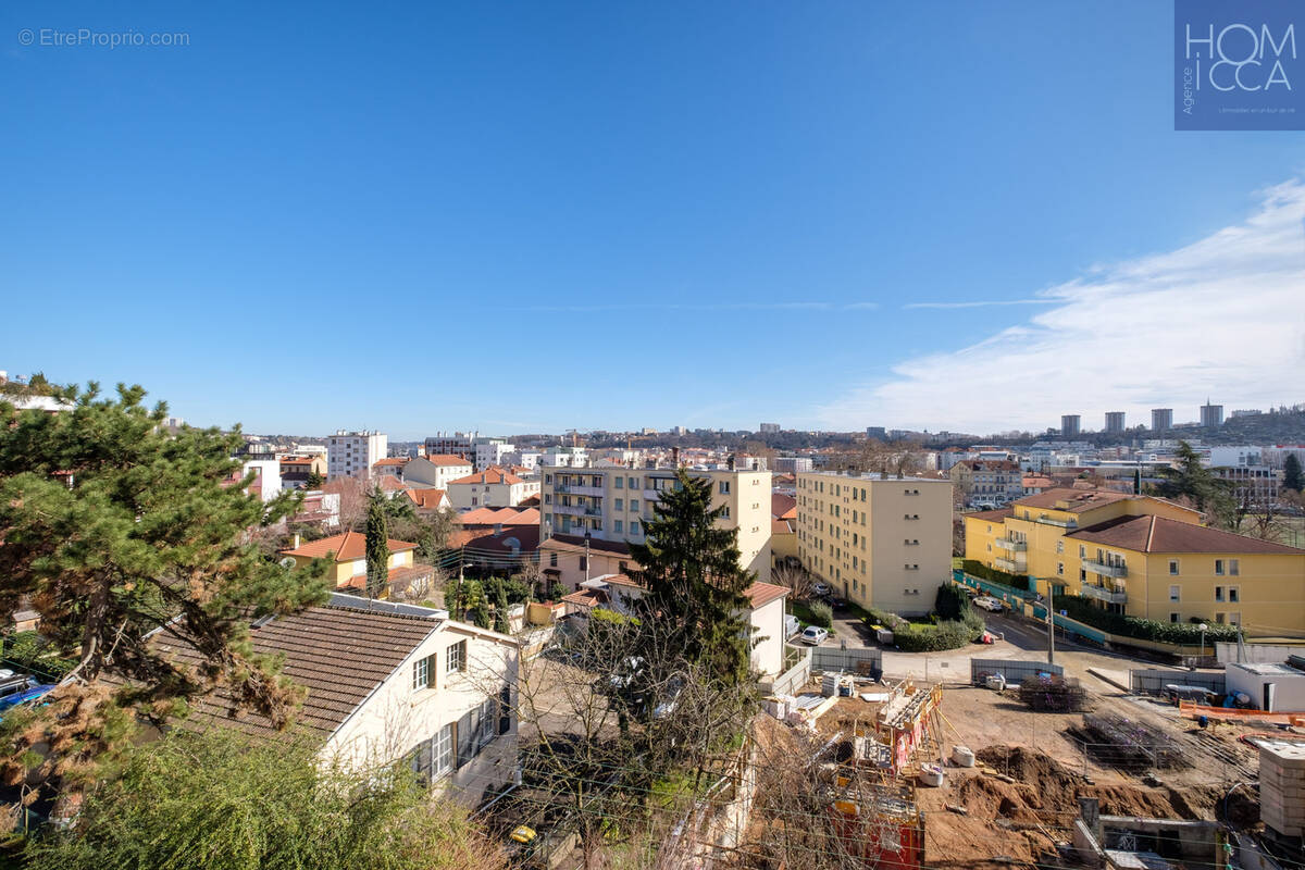 Appartement à LYON-9E