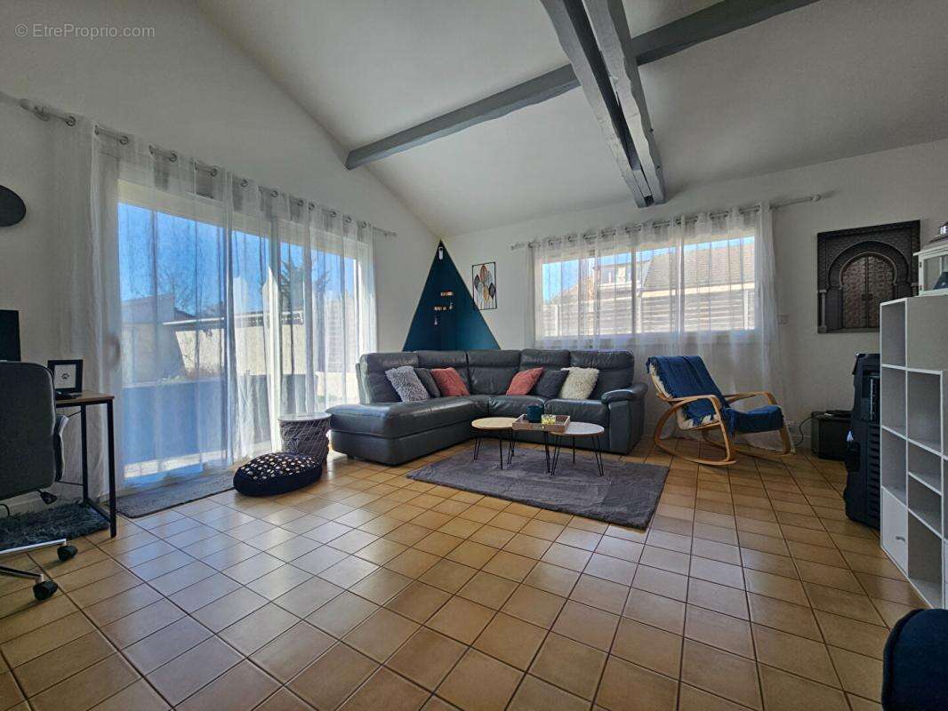 Maison à LA FRETTE-SUR-SEINE