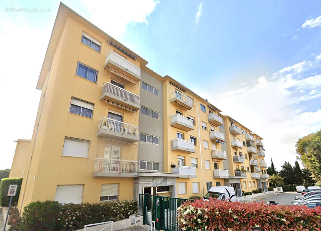 Appartement à CAGNES-SUR-MER