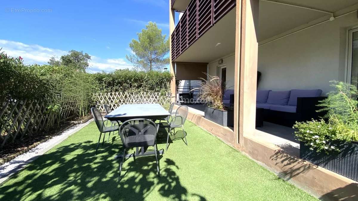 Appartement à FREJUS
