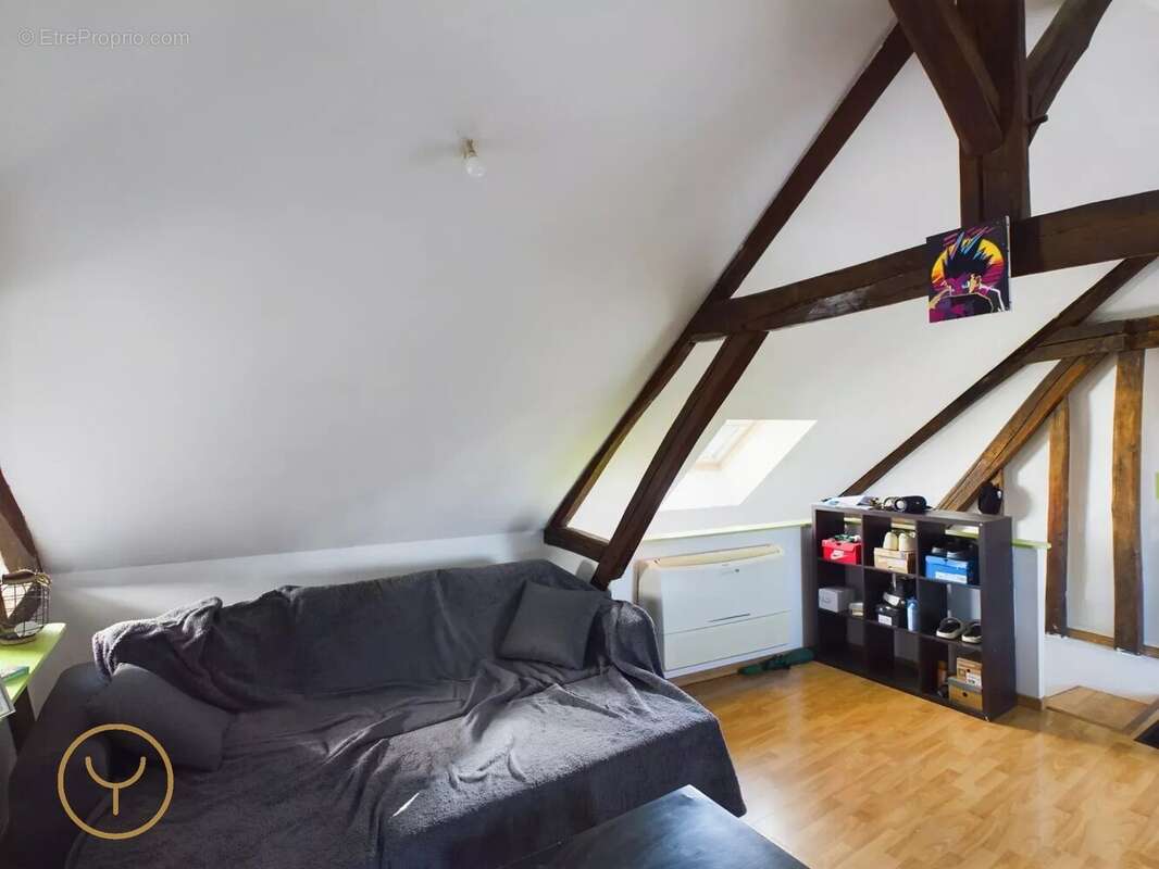 Appartement à PONT-SAINTE-MARIE