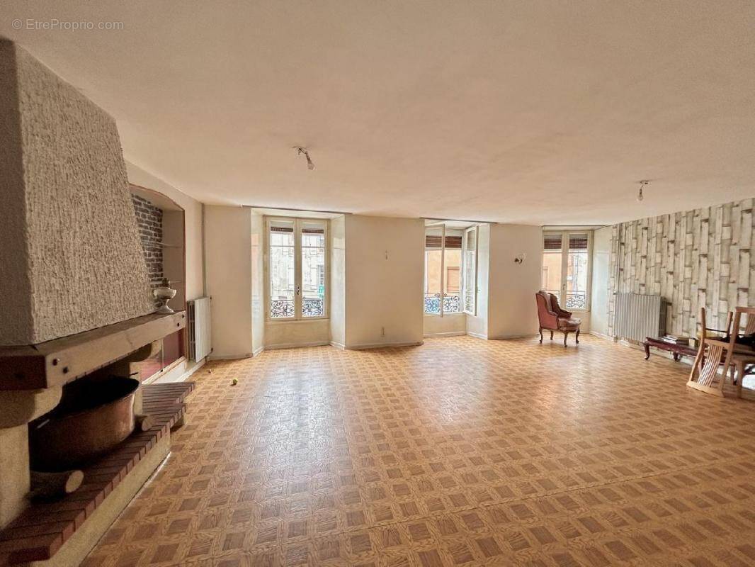 Appartement à LANGOGNE