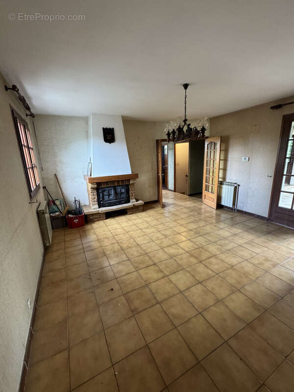 Maison à JONAGE