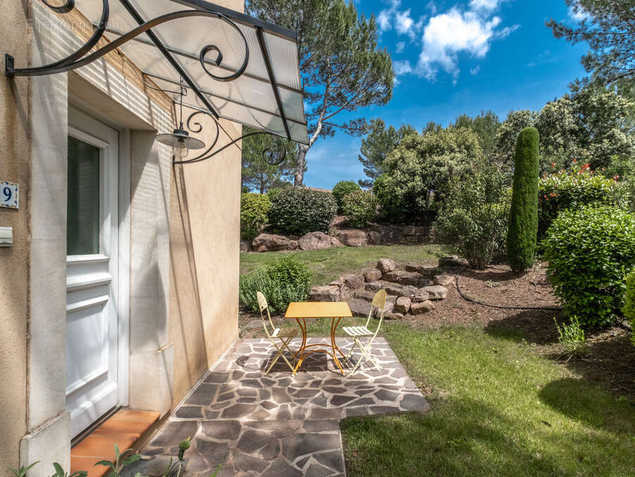 Maison à LA MOTTE