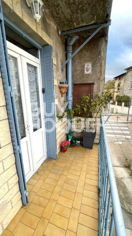 Appartement à GIVORS