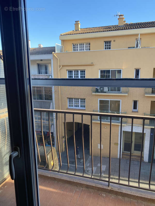 Appartement à PEYMEINADE