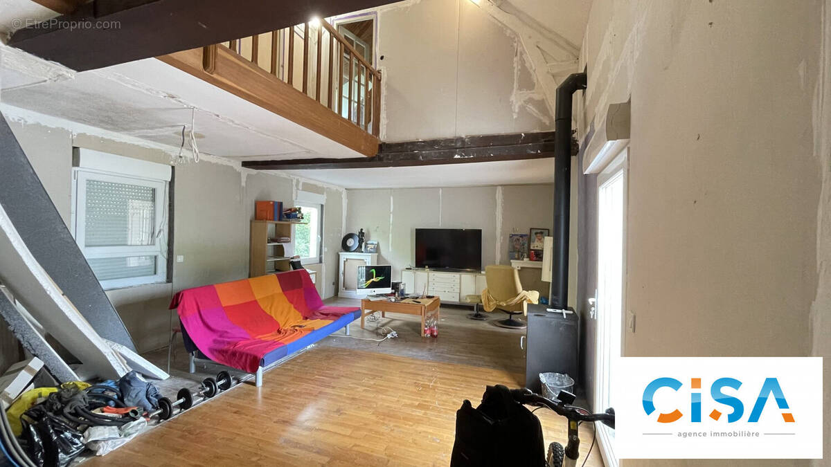 Appartement à PONT-SAINTE-MAXENCE