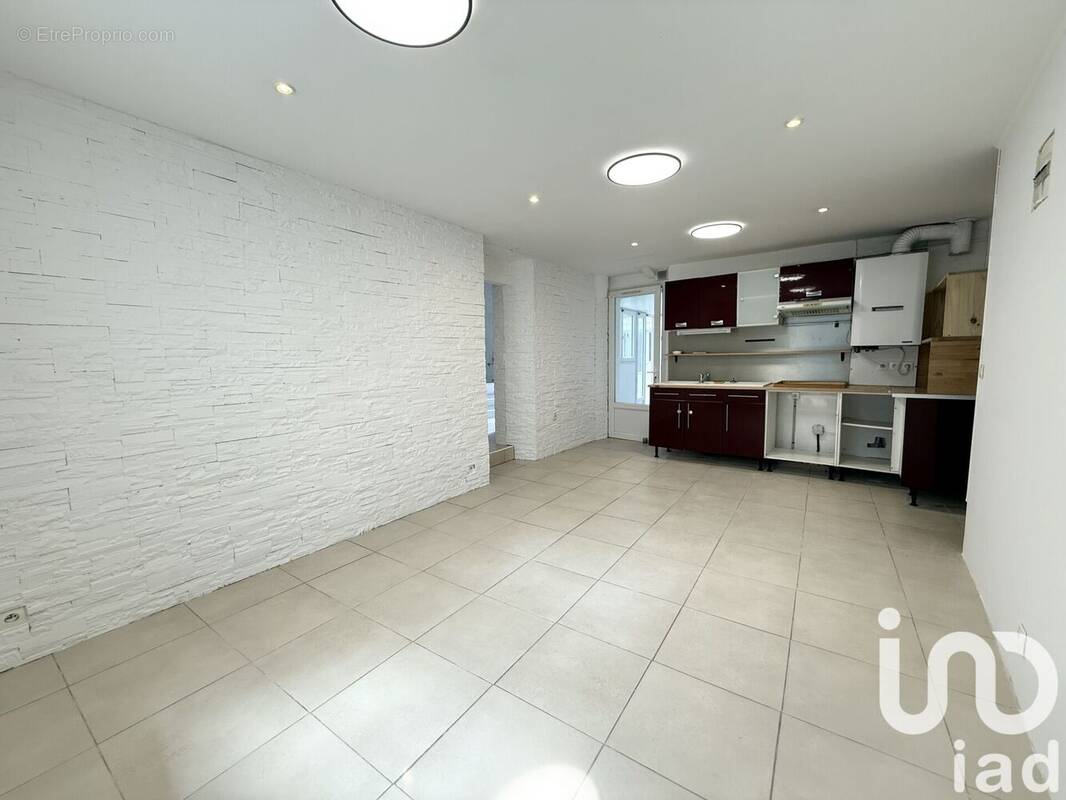 Photo 1 - Appartement à CRECY-LA-CHAPELLE