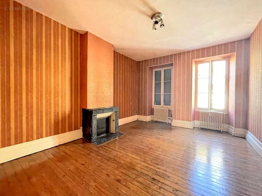 Maison à NERAC