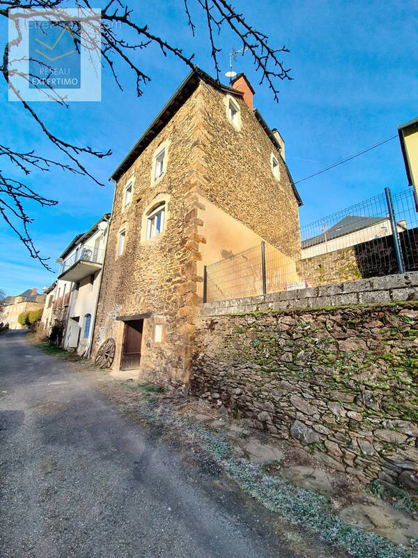 Maison à SALMIECH