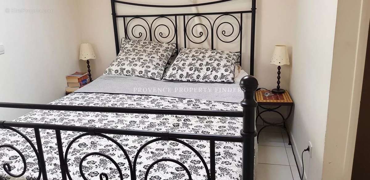 Appartement à LORGUES