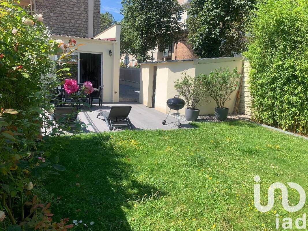 Photo 1 - Maison à SAINT-MAUR-DES-FOSSES