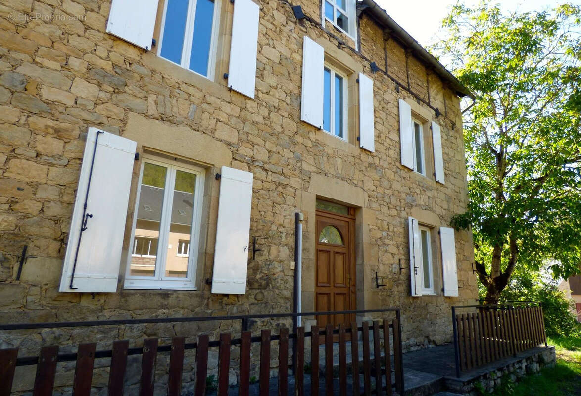 Maison à SALLES-LA-SOURCE