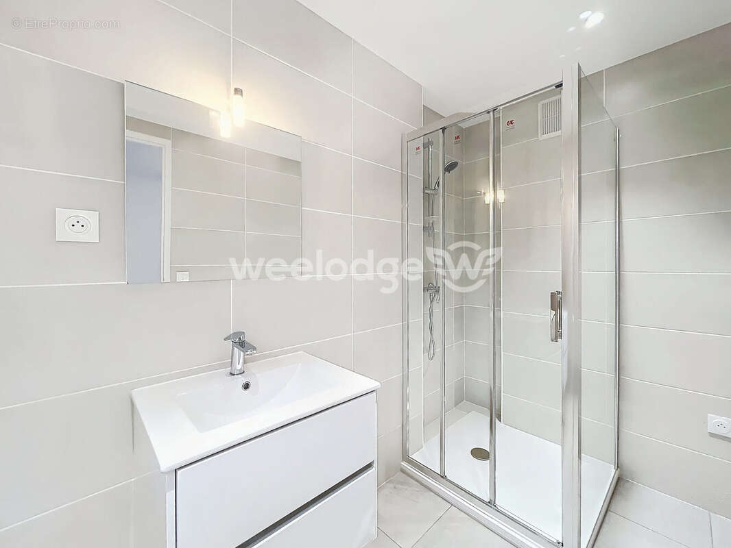 Appartement à SURESNES