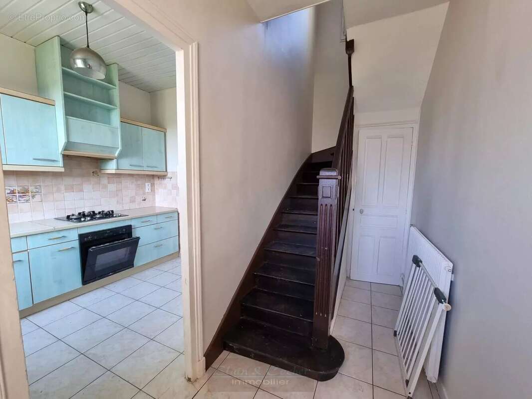 Maison à AMILLY