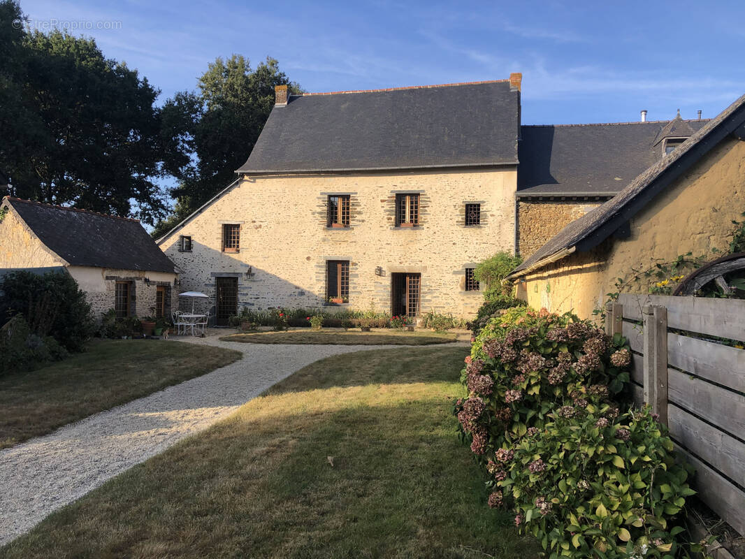 Maison à JANZE