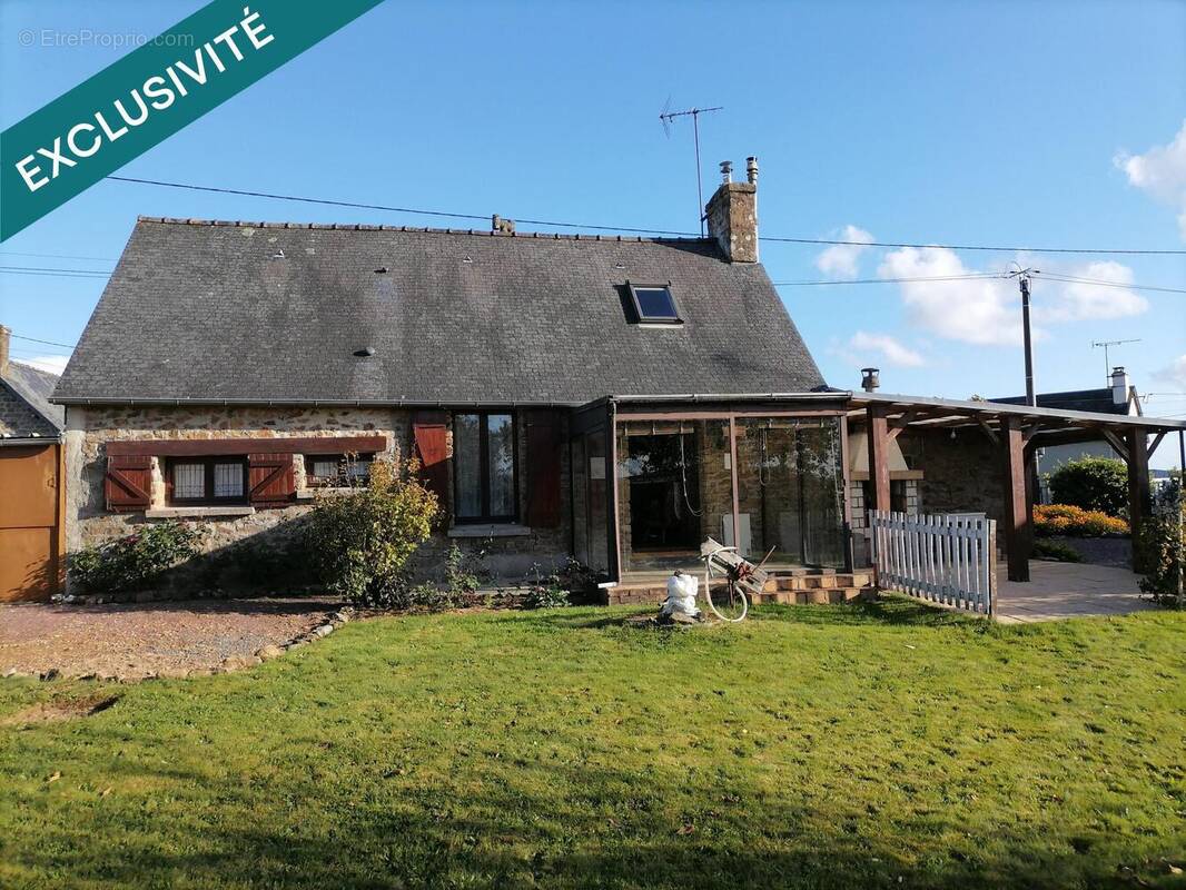Photo 1 - Maison à FOUGEROLLES-DU-PLESSIS