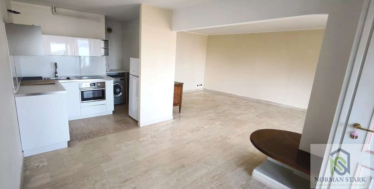 Appartement à ROQUEBRUNE-CAP-MARTIN