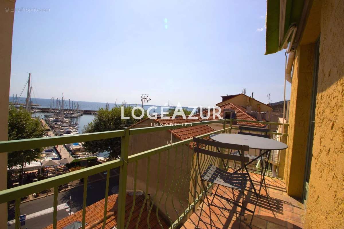 Appartement à VALLAURIS