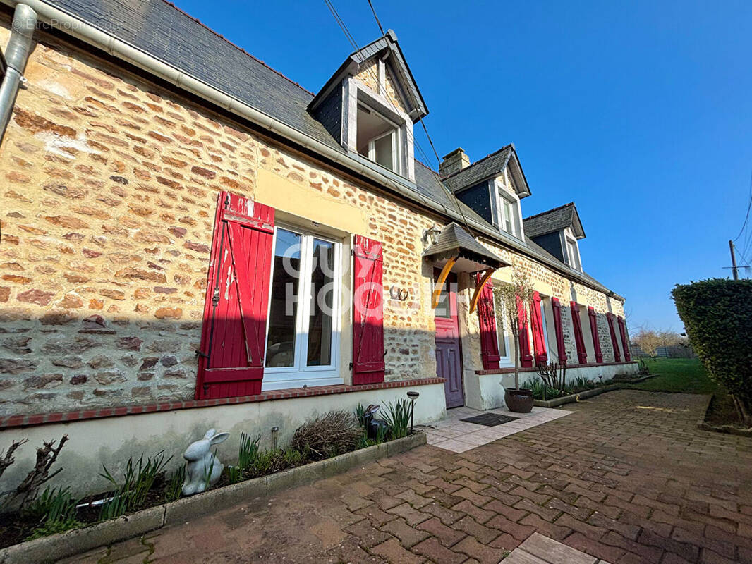 Maison à BRETTEVILLE-SUR-LAIZE