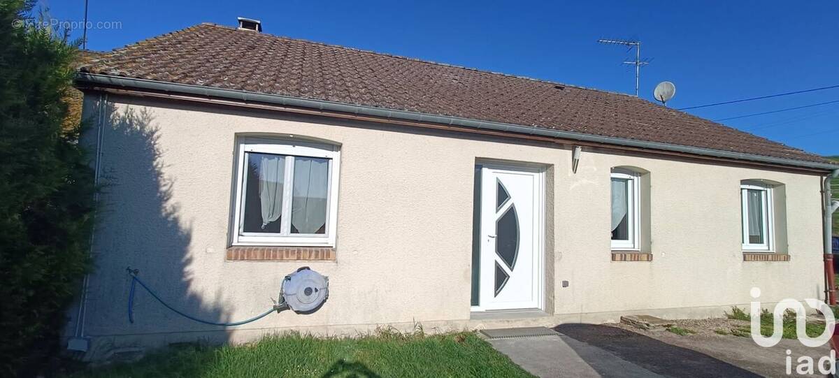 Photo 1 - Maison à LA SAULSOTTE