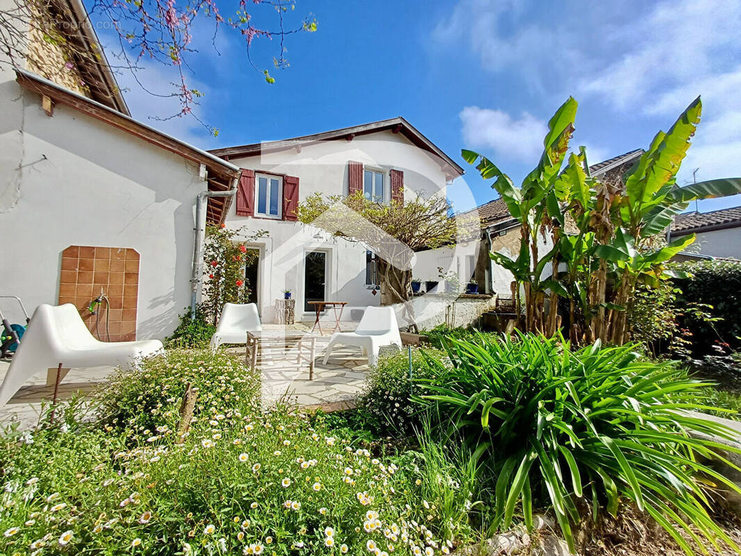 Maison à PEYREHORADE