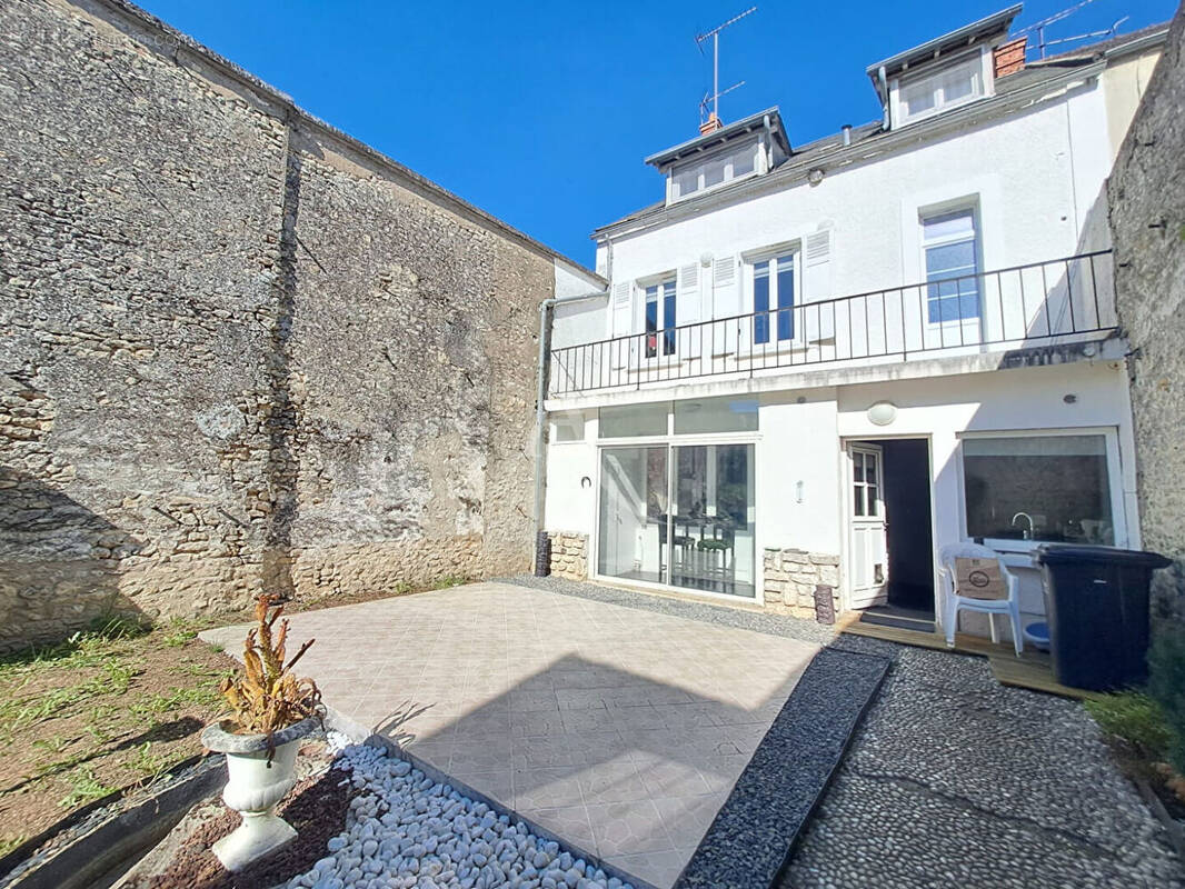 Maison à MEREVILLE