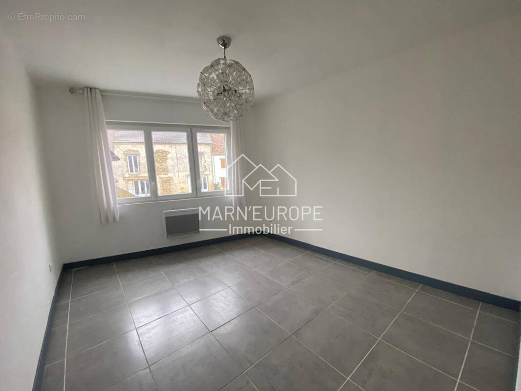 Appartement à COULOMMIERS