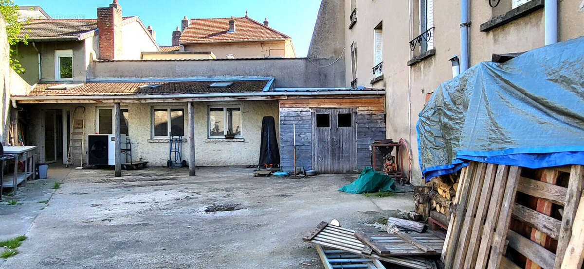 Maison à ARS-SUR-MOSELLE