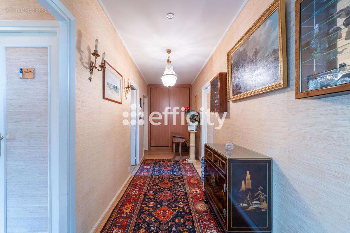Appartement à VAUCRESSON
