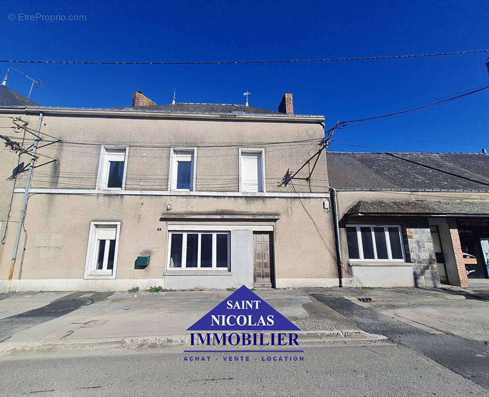 Maison à SOUDAN