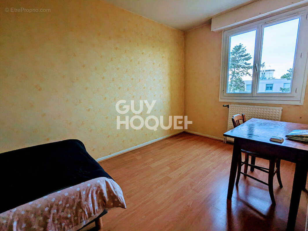 Appartement à DECINES-CHARPIEU