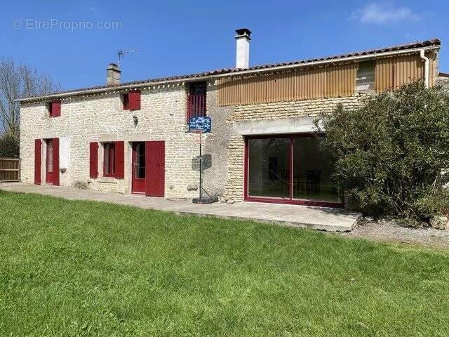Maison à MAILLE